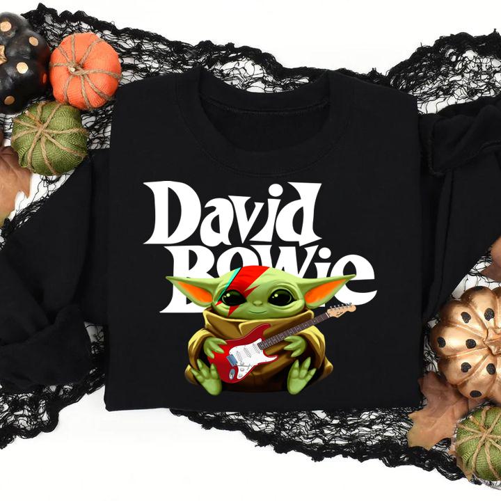 Baby Yoda hug guitar David Bowie Star Wars t-shirt sweatshirt