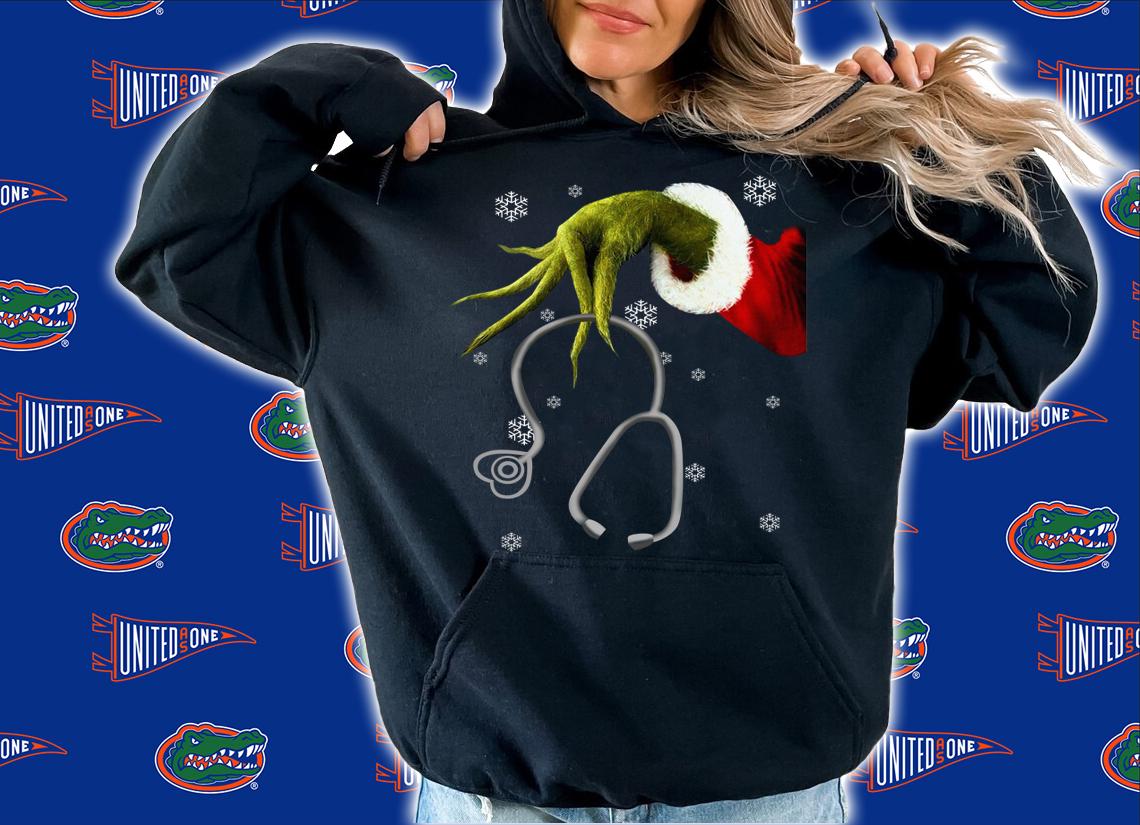 Grinch hand hold Stethoscope Nurse Christmas t-shirt hoodie